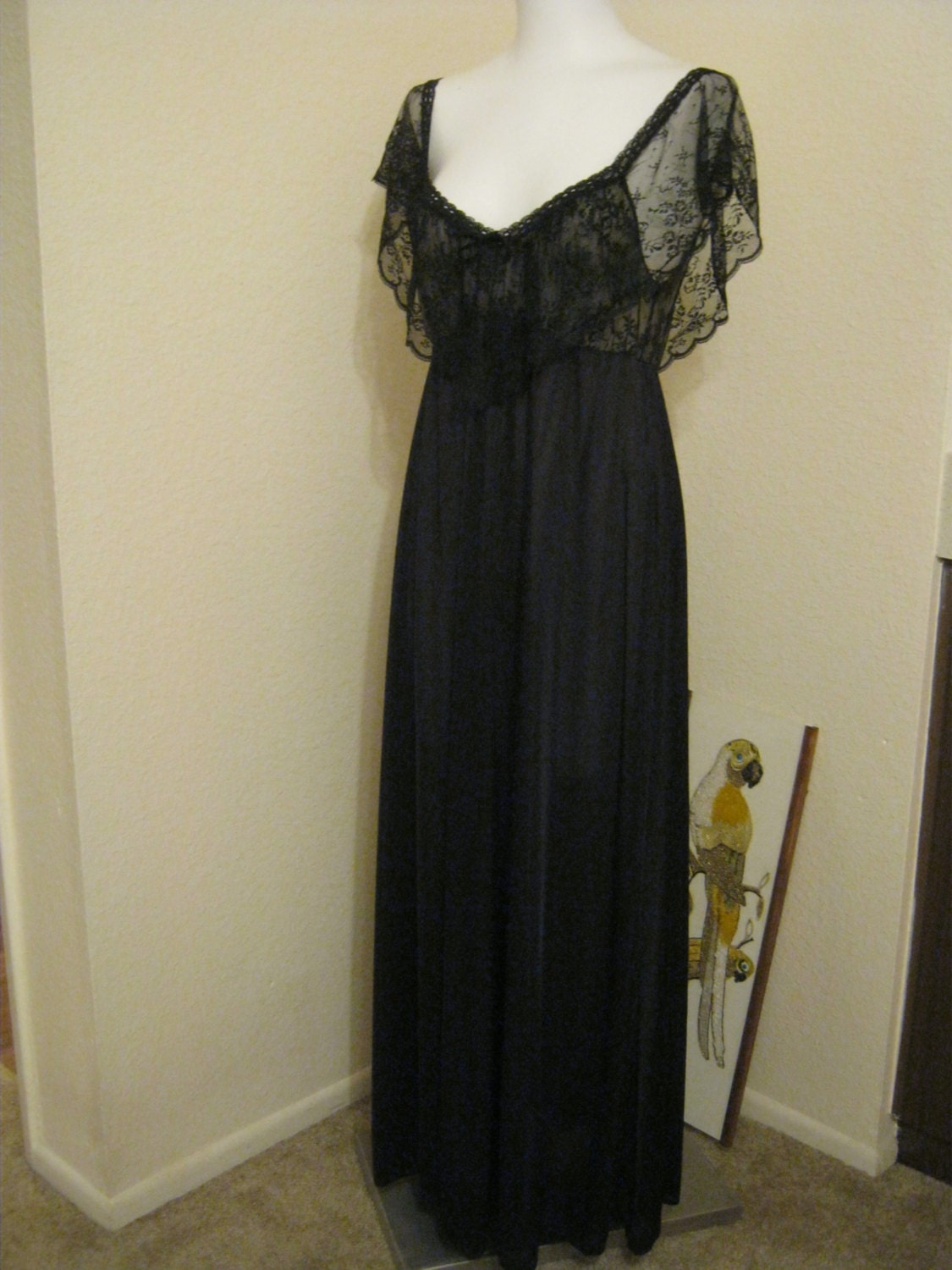 Vintage 70s sexy romantic black lace long nightgown. by lovinglola