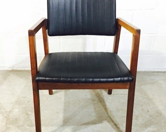 Items similar to Vintage Mid Century Chair - Lounge, Dining, Modern