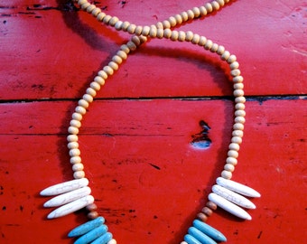 SOUTHWEST Wooden Bead Necklace in red, turquoise and white native American Look