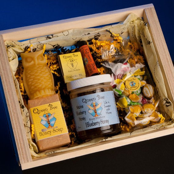Blueberry honey gift basket by queen bee honey