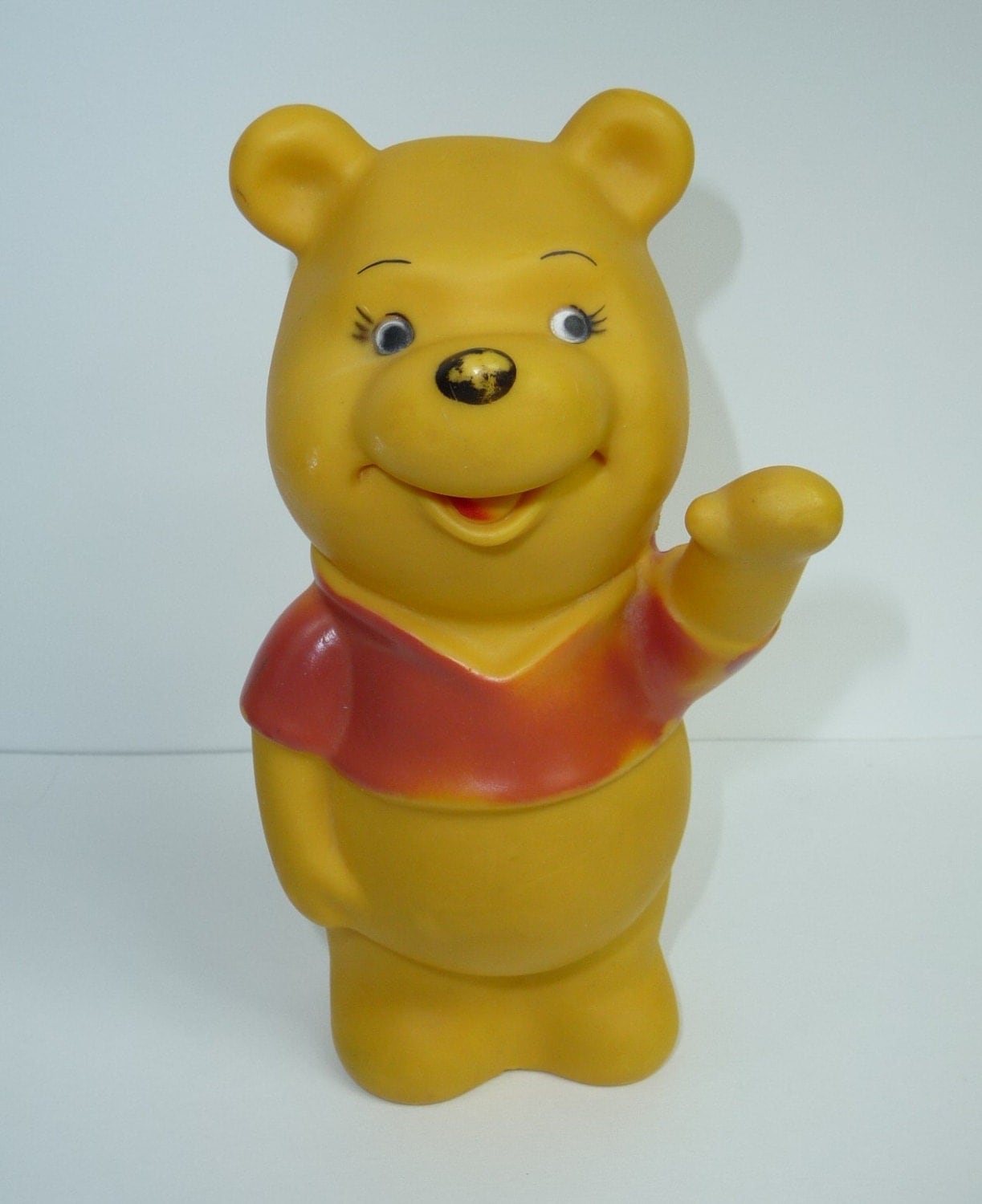 winnie the pooh plastic toys