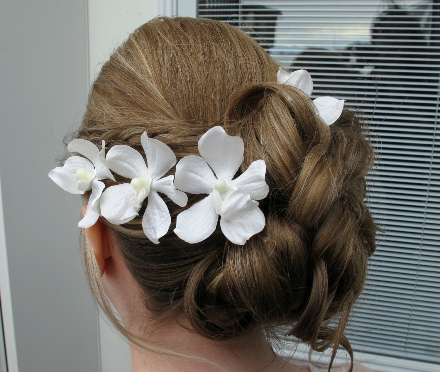 Wedding hair accessories White orchid by BrideinBloomWeddings