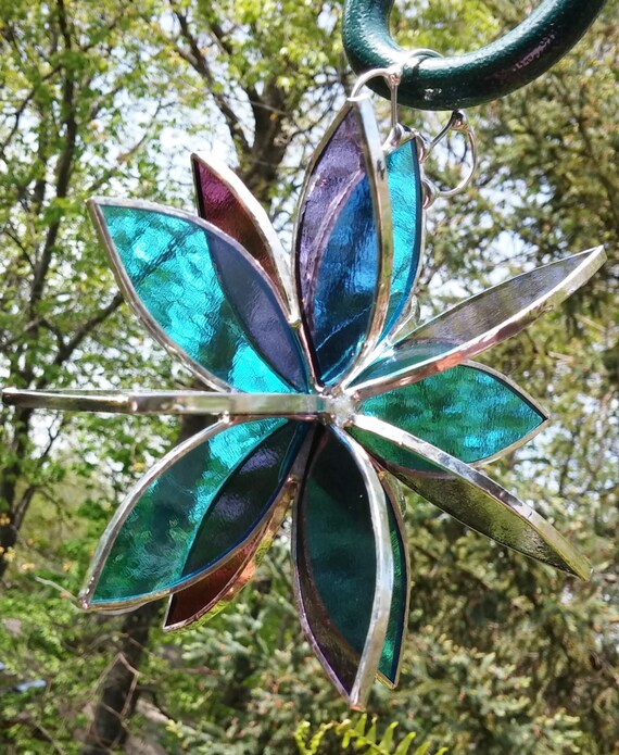 Stained glass 3D flower twirl garden suncatcher aqua grape