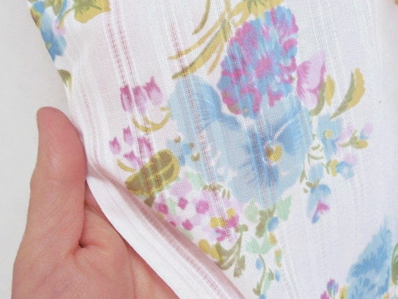 Vintage Double Bar Dimity Pastel Floral Fabric Remnant