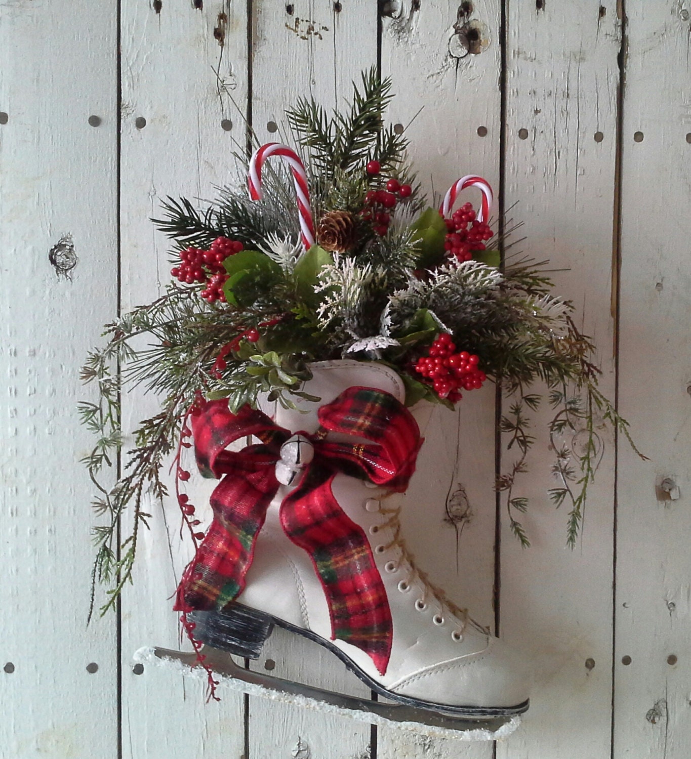 Wreath Ice Skate Holiday Skate Christmas Skate Decoration