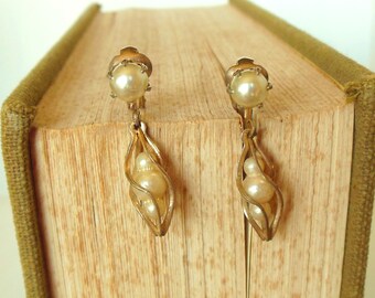 Vintage Pearl Cage Clip Earrings Gold Dangle 50's (item 252)
