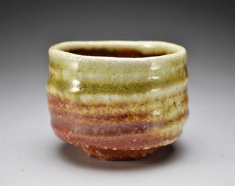 Shigaraki, anagama, ten-day anagama wood firing, with natural ash deposits sake cup. gui-04
