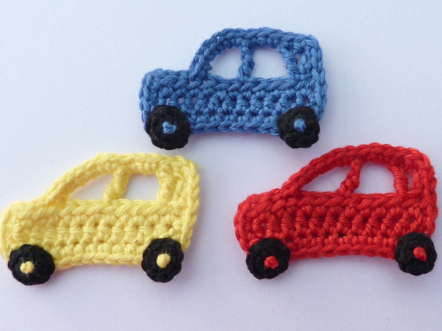 Crochet appliques crochet cars 3 small applique cars