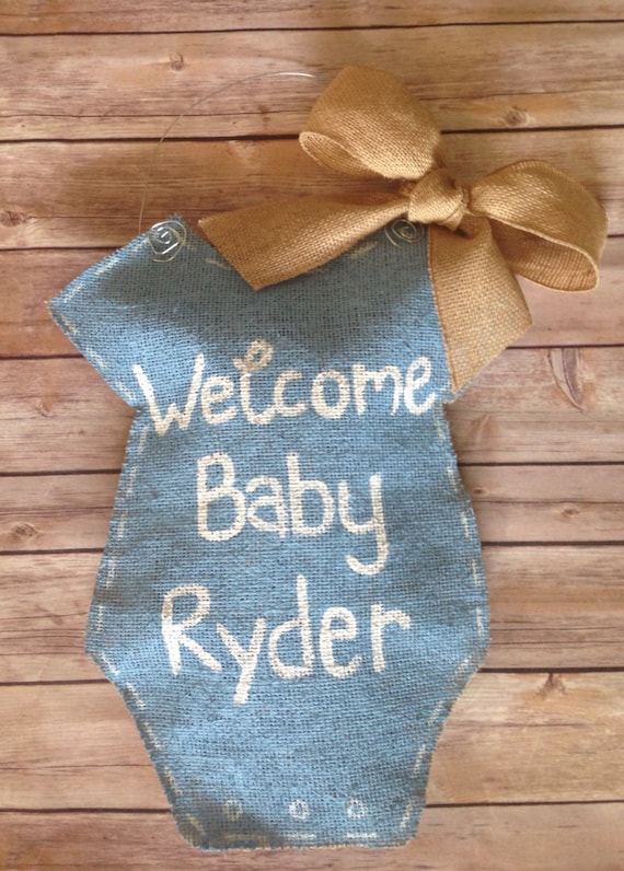 Items similar to Baby boy burlap door hanger on Etsy