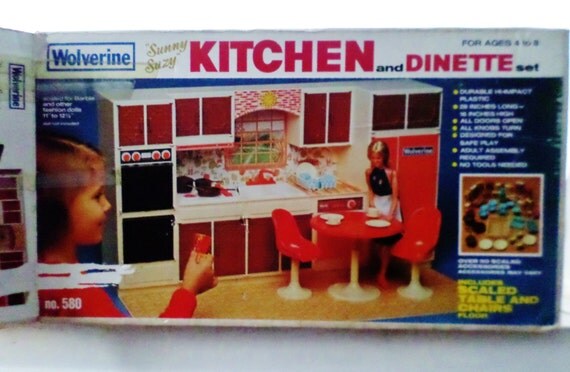 wolverine kitchen set