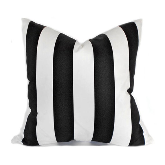Outdoor Vertical Black Pillow Cover