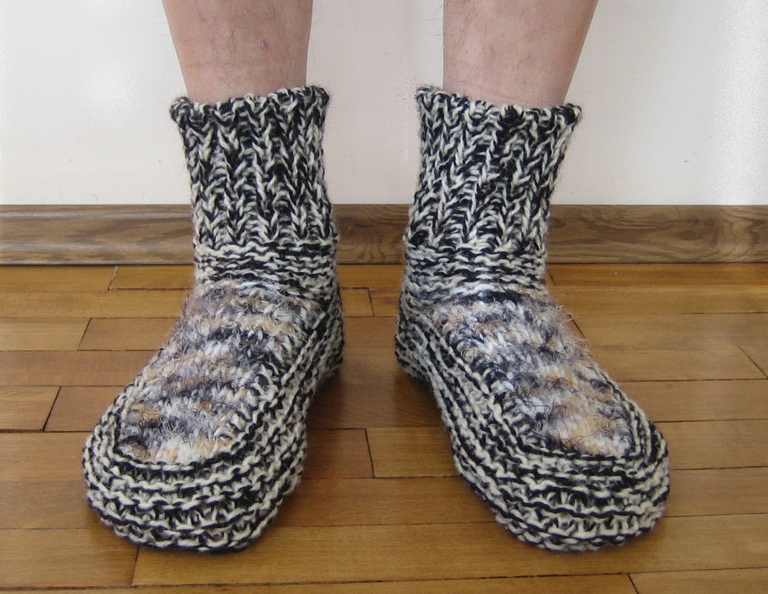 Mens Knitted Wool Slipper Booties // Wool socks men