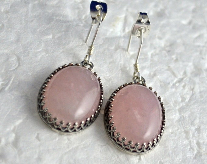 Rose Quartz Earrings, 18x13mm Oval, Natural, Set in Sterling Silver E715