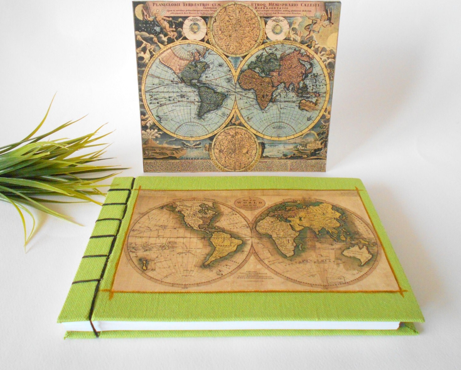 Map sketchbook with antique world map and 200 pages