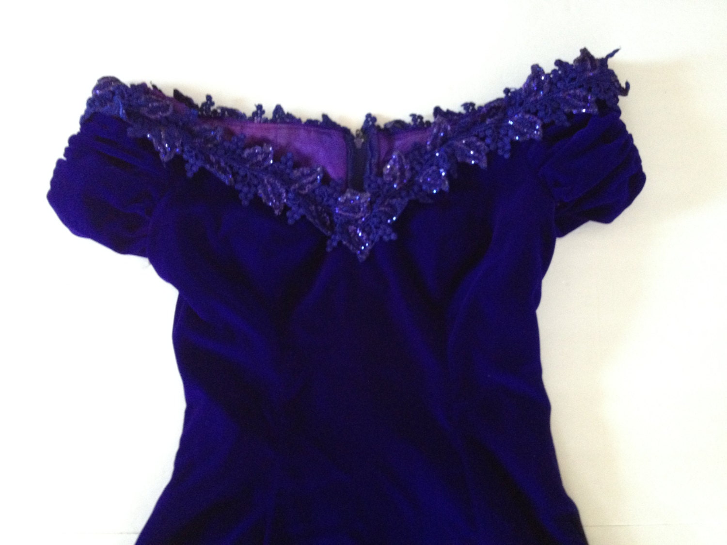 Purple Velvet Dress / Stunning Vintage Royal Purple Velvet