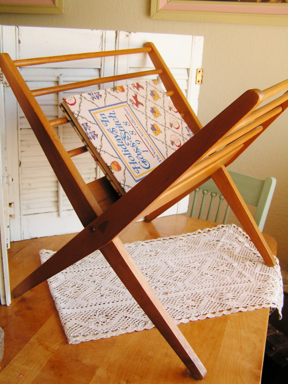 Vintage Wood Wooden Danish Modern Folding Mid Century Magazine