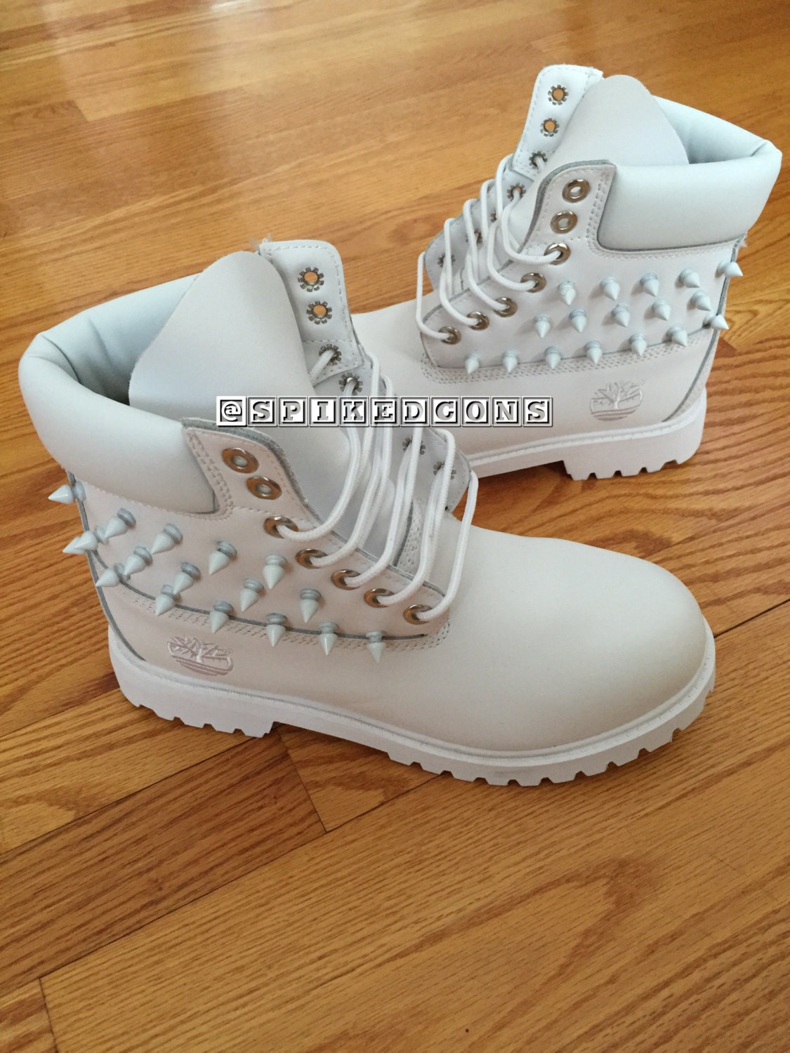white timbs womens