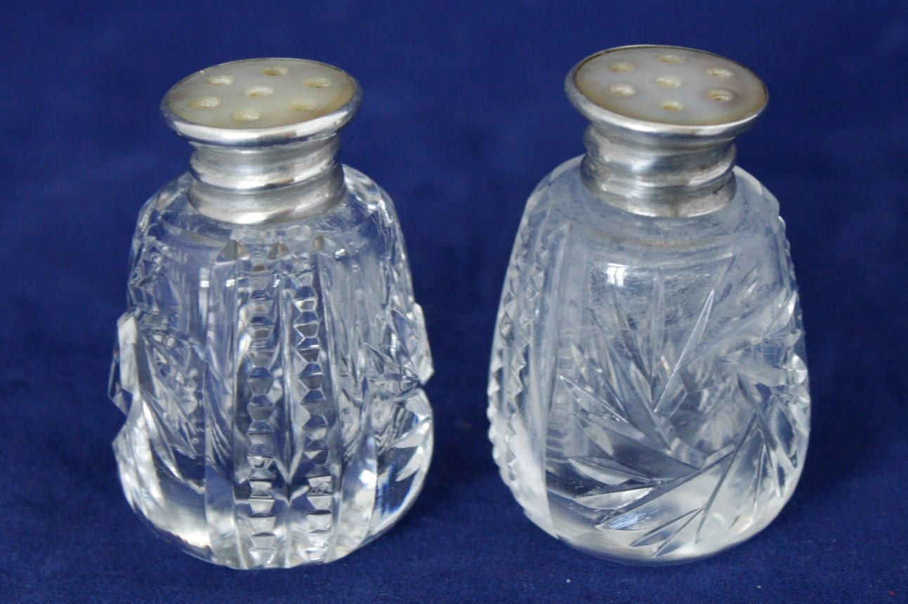 Vintage/Antique Salt & Pepper Shakers Pinwheel Crystal