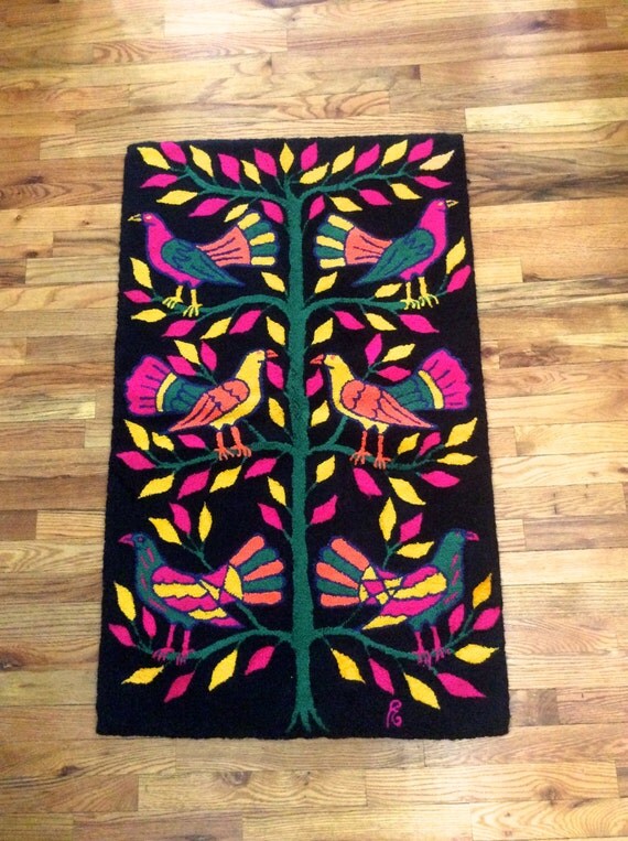 Handwoven Peruvian Rug or Wall Hanging by DiamondDustVintage