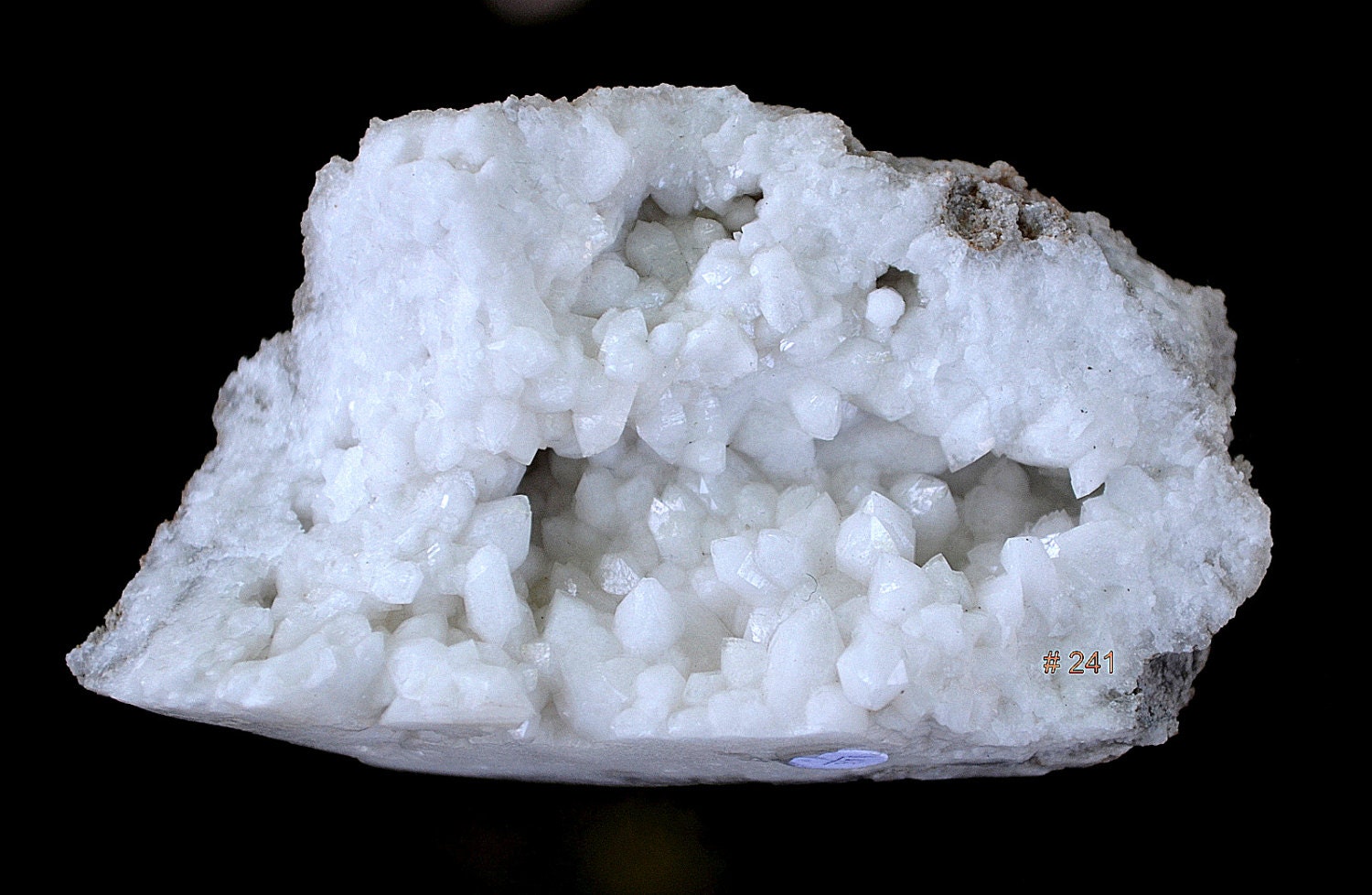 quartz-blanc-cristallin-chou-fleur-geode-segment