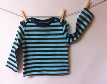 Striped longsleeve with envelope closure, mt 86
