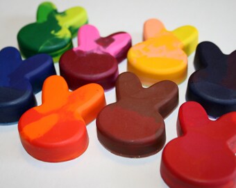 Set of 8 Colorful Bunny Crayons