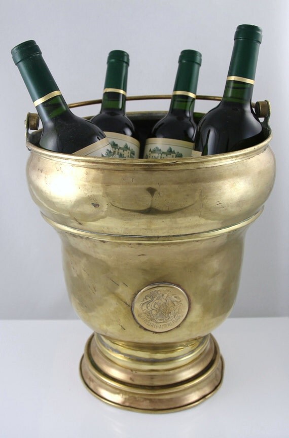 Big Champagne/wine bucket brass