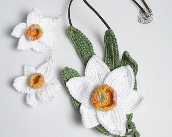Handmade crochet necklace Lily of the valley by ButiculColorat