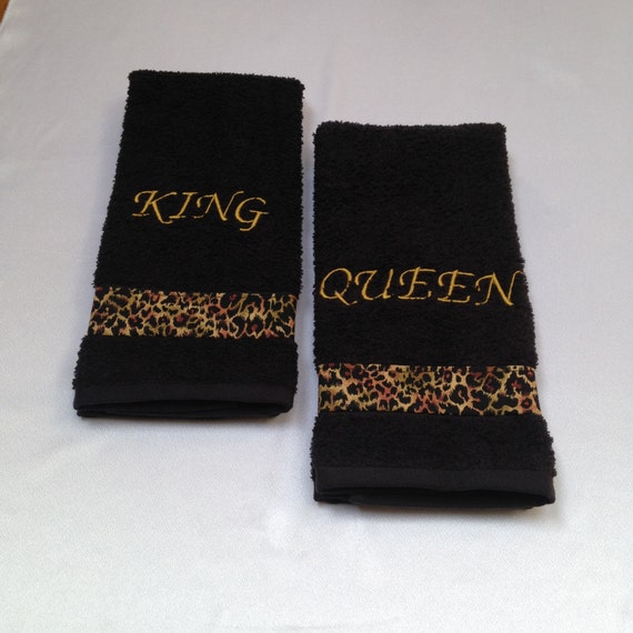 Items similar to Embroidered King and Queen 2 Piece Towel Set, Gift for Couples, Housewarming 