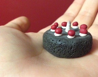 Portal "The cake is not a lie" Miniature cake