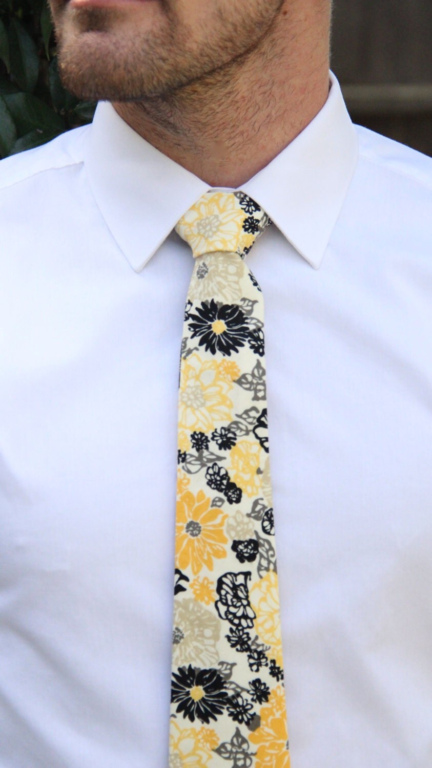 Black and Yellow Floral Skinny Tie by StoneCo on Etsy