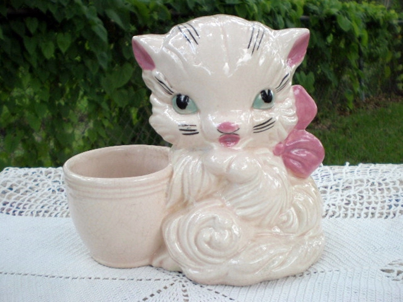 Hull Art Pottery Pink Kitten Planter Number by AnnesAccumulations