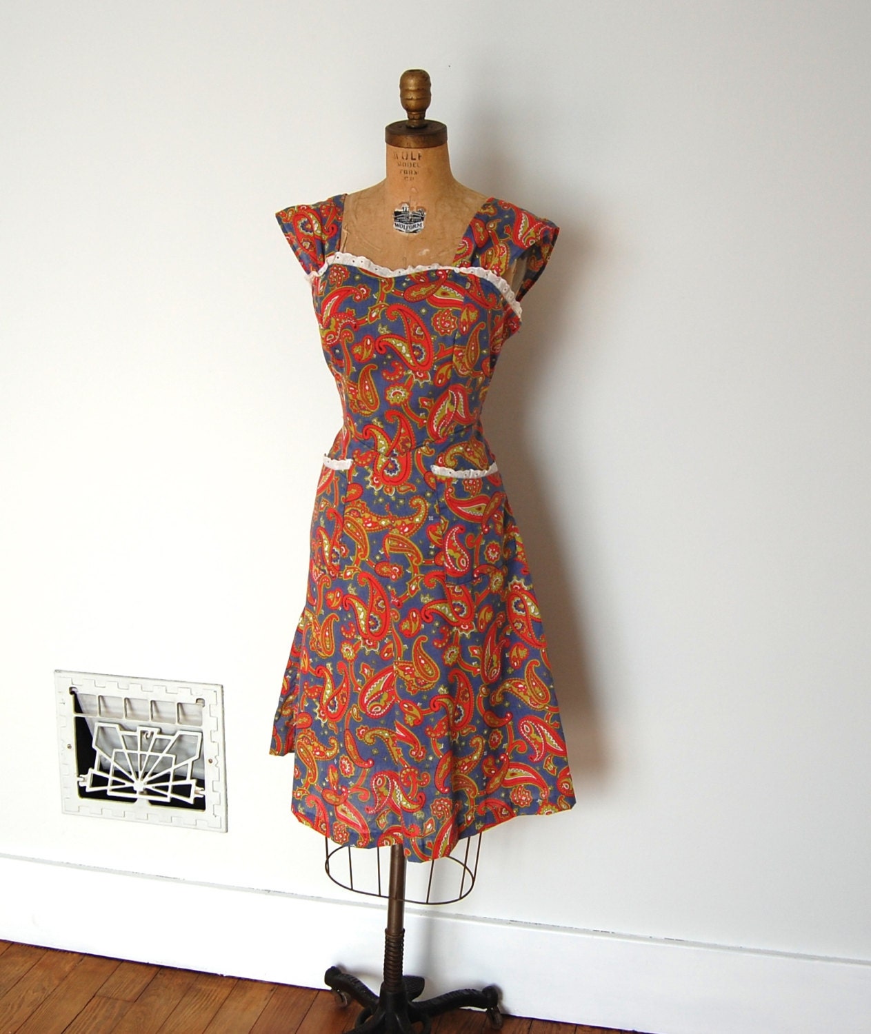 50s pinafore