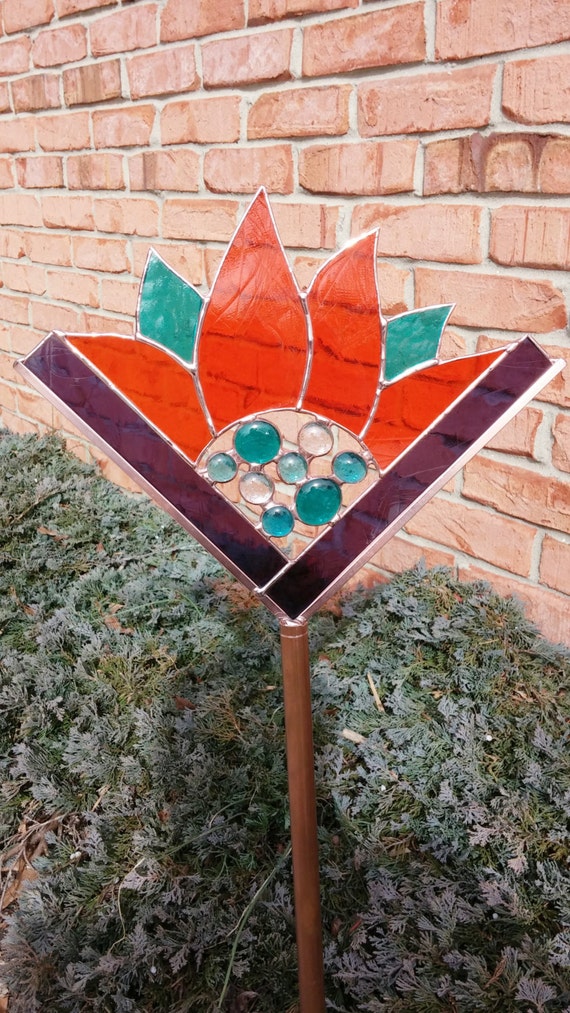Stained glass Flower Burst orange garden art stake outdoor