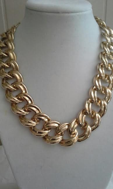 1980s Vintage Chunky Gold Chain Necklace by calivalsvintage