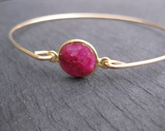 Genuine Raw Ruby Gemstone Bangle Bracelet on a 14k Gold Bangle Band, Birthstone Bangle, January Birthstone, July Birthstone, Ruby Jewelry