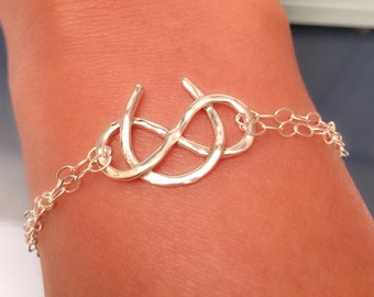Good Luck Bracelet, Sterling Silver Horse Shoe Bracelet, horse shoe bracelet, sterling silver infinity bracelet, Infinity Bracelet