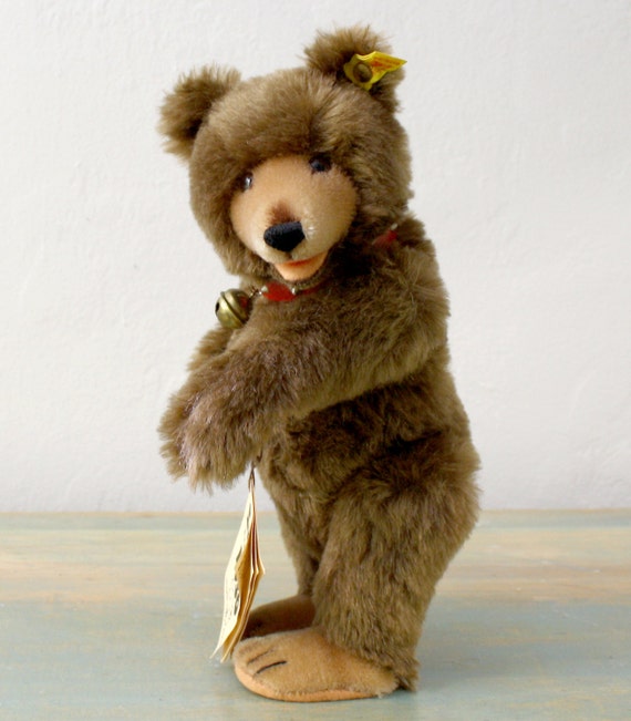 small vintage steiff bear