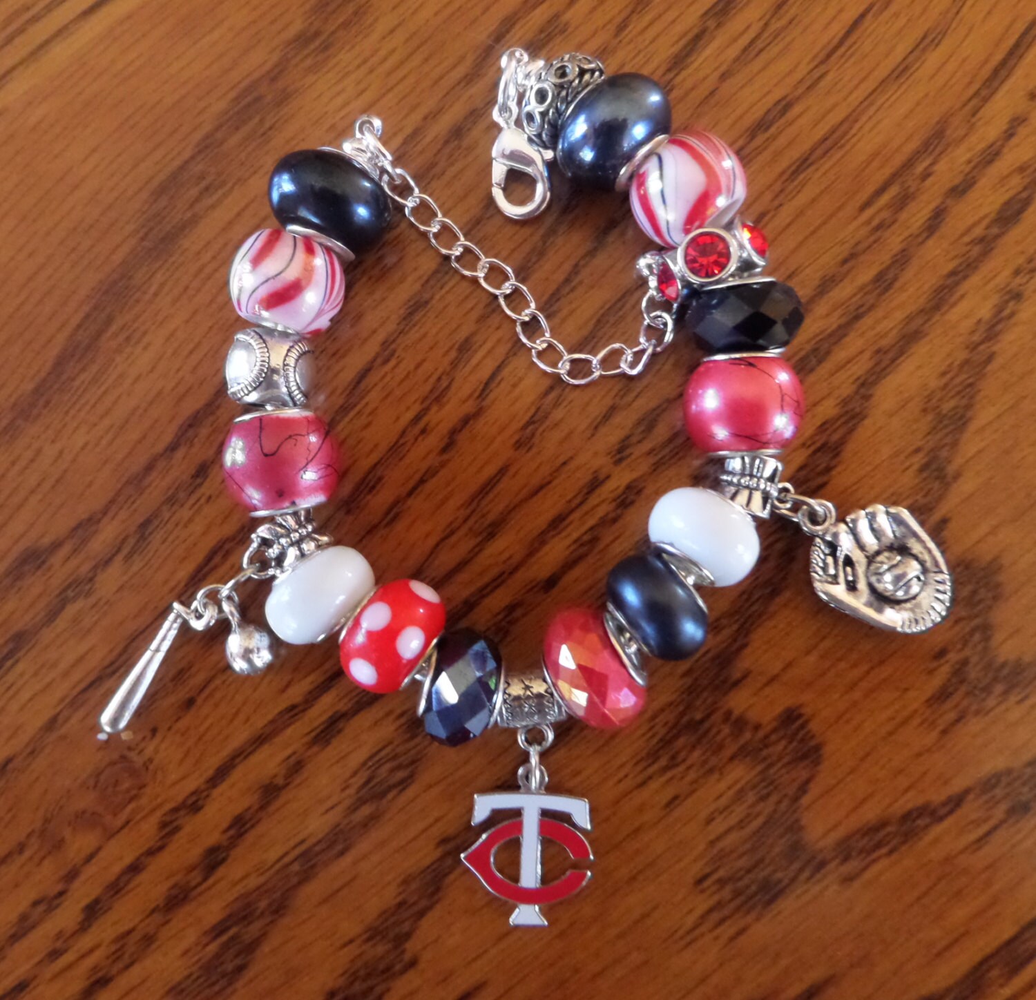 Minnesota Twins European Charm Bracelet MLB