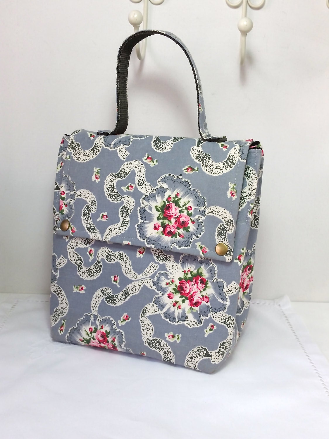 SALE 20 OFF Insulated Lunch Bag / Fabric Lunch Bag
