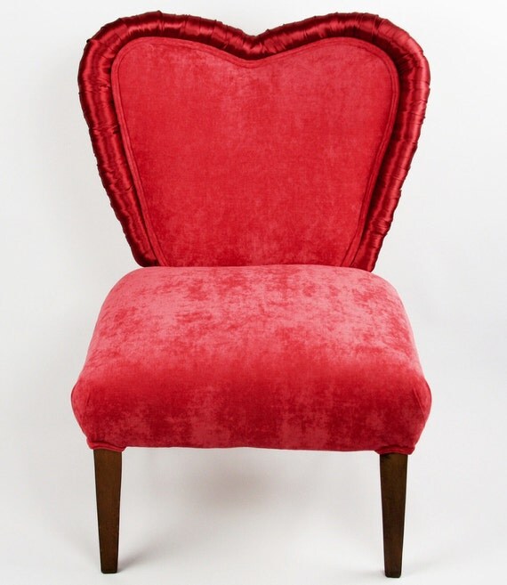 PRICE REDUCED from 349 to 299. Vintage vanity chair