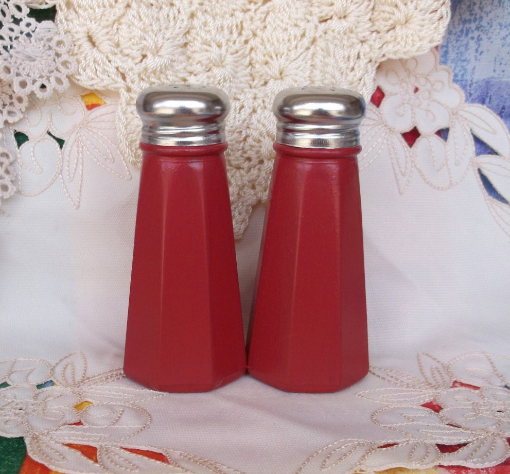 Salt and pepper shakers red hand painted retro look