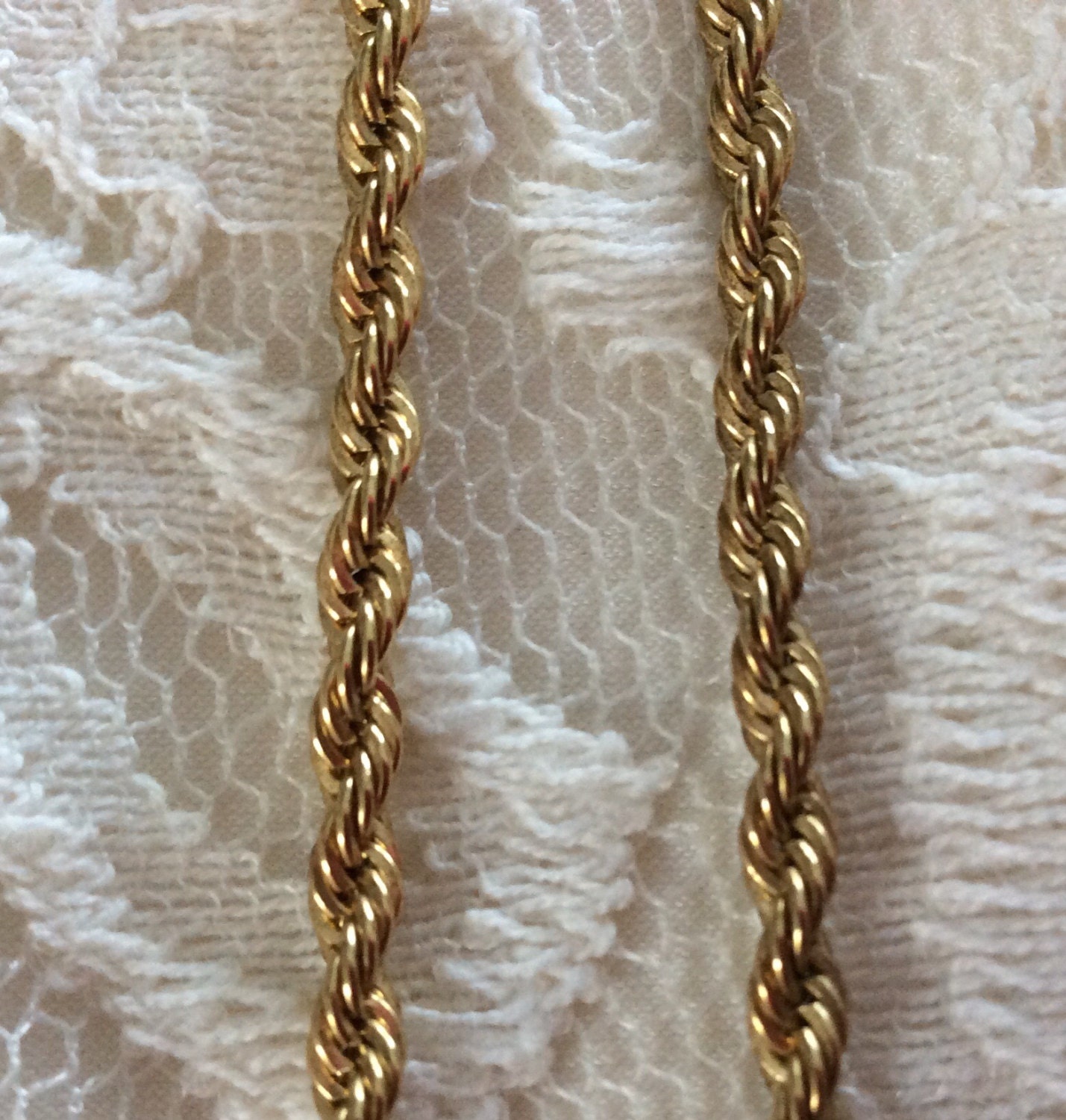 Vintage 30 Inch Twisted Rope Gold Chain Necklace. Marked