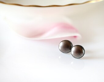 Simple studs 10mm stud earrings Small ceramic studs Sterling silver Everyday earrings Circle stud earrings Simple stud earrings Clay studs