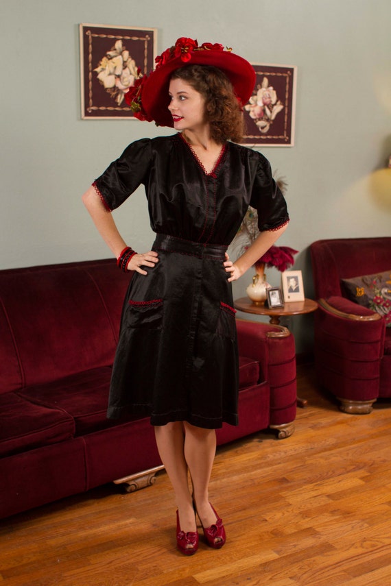 ress Stunning War Era Make Do and Mend by