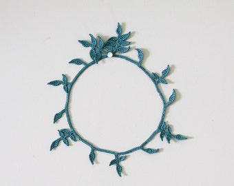 Crochet Pattern Vine and Leaves Necklace