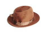 Vintage Classic brown felt Bowler Hat / Brown Bowler Hat / 1960s / Unisex