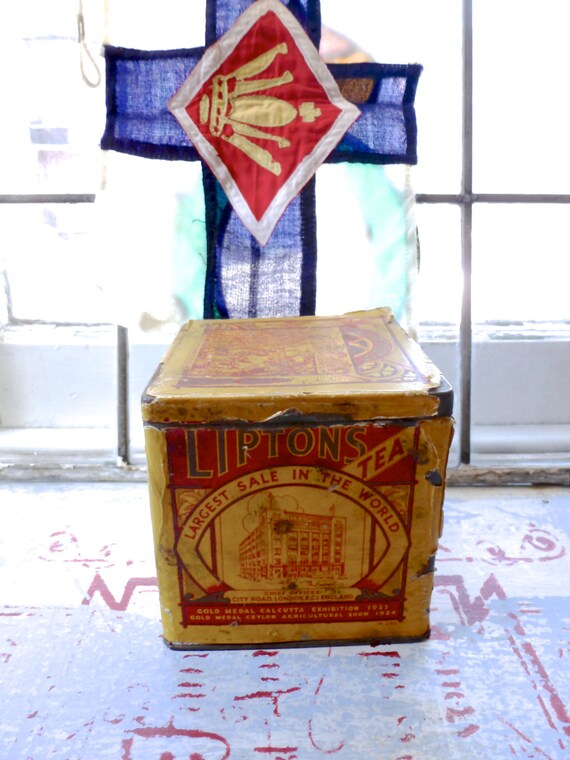Vintage Liptons tea tin box / liptons tea planter by 4uforever