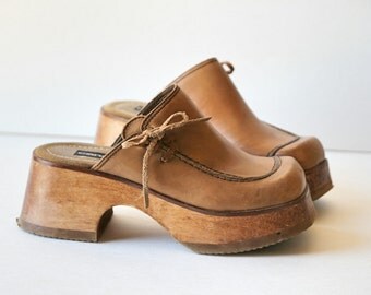 tan wooden wedges
