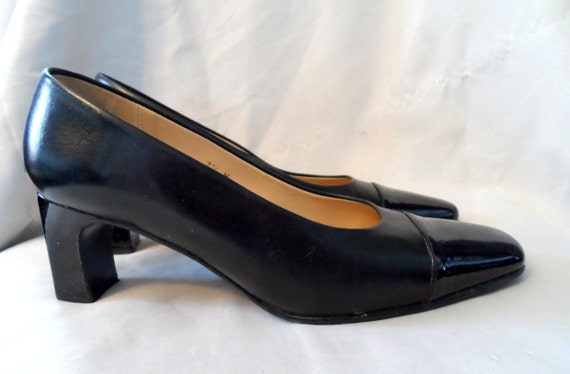 Vintage Etienne Aigner Heels Size 7.5 by SoftKubz on Etsy